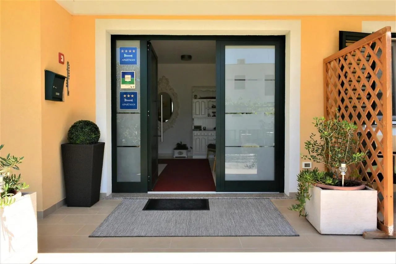 Apartment Villa Ema Rovinj