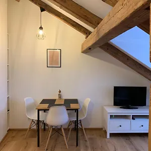  Apartment Schöne, Zentrale 1-zimmer-wohnung In Der Altstadt Deutschland