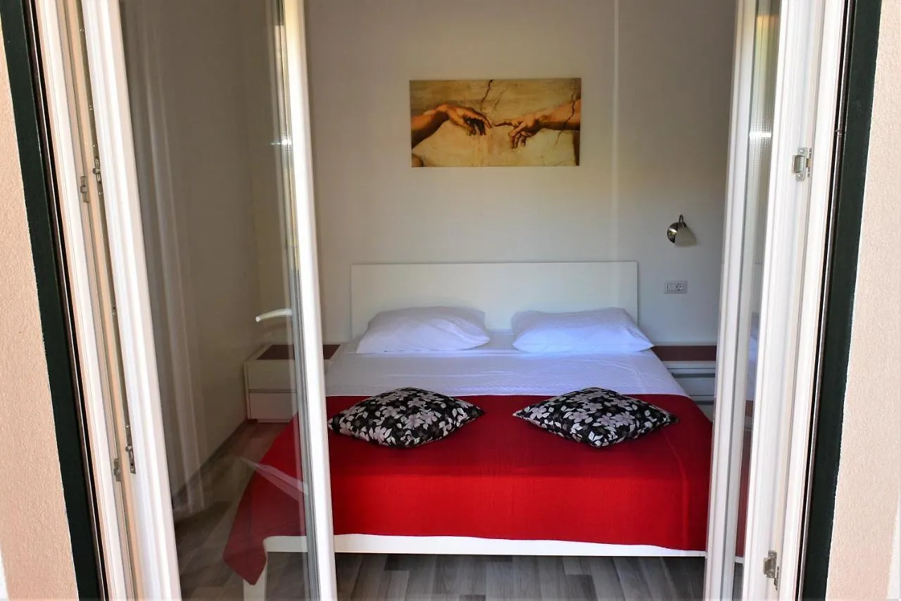 Villa Ema ロヴィニ